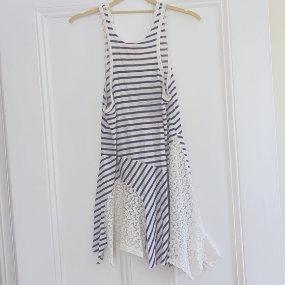 Cover up - Picture 4 of 4